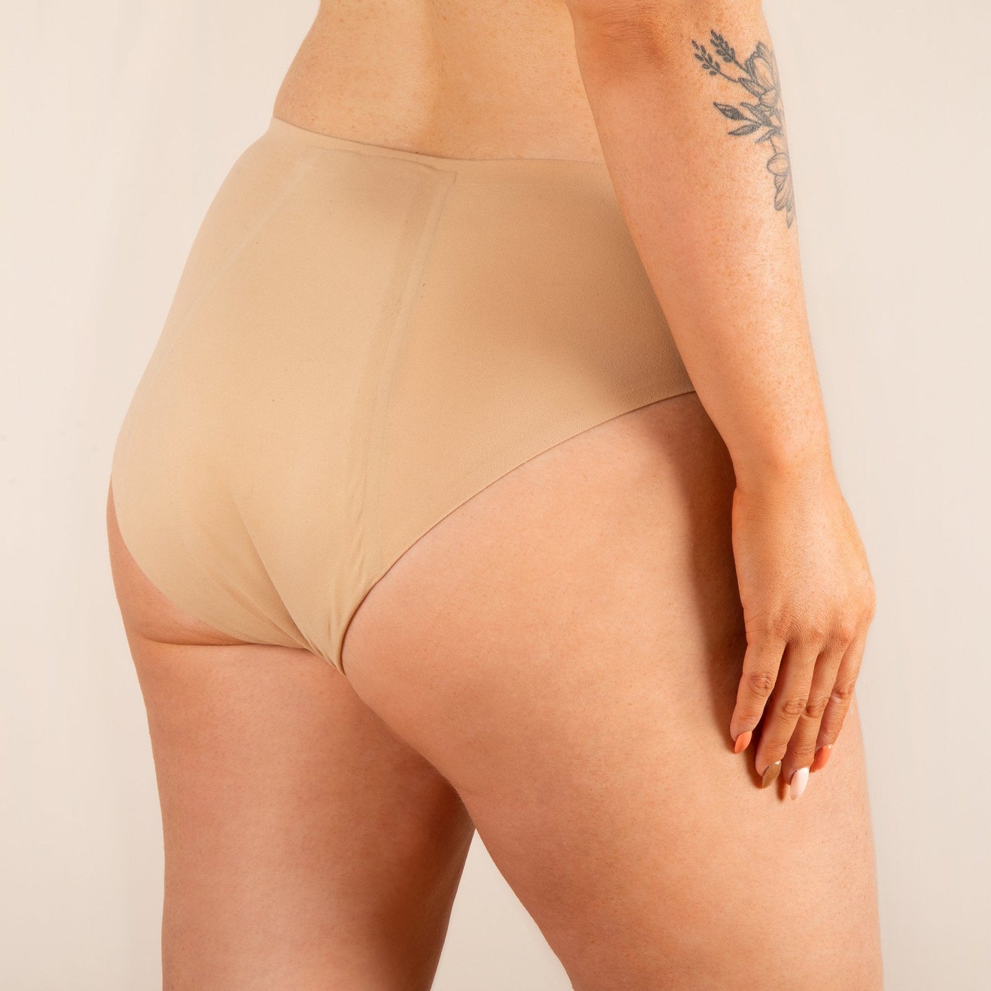 Nahtlosen Menstruations-Slip beige Rückseite